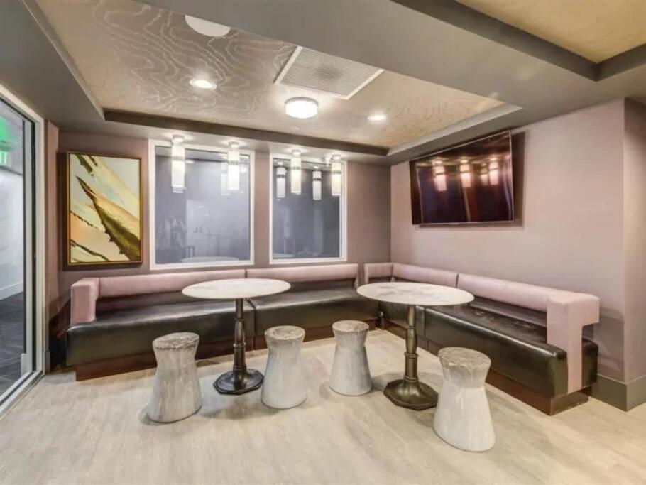 Luxurious Retreat In Slc Apartment Солт Лейк Сити Екстериор снимка