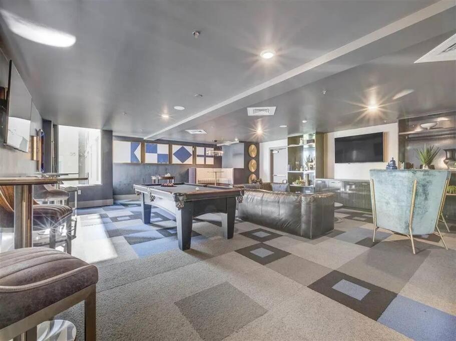 Luxurious Retreat In Slc Apartment Солт Лейк Сити Екстериор снимка