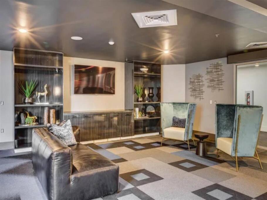 Luxurious Retreat In Slc Apartment Солт Лейк Сити Екстериор снимка