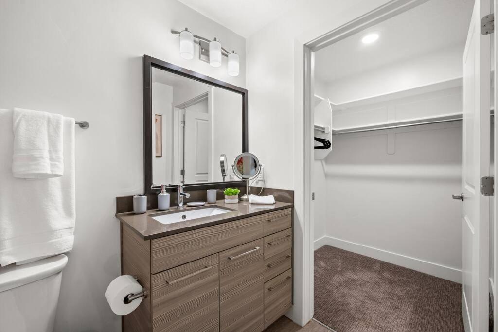 Luxurious Retreat In Slc Apartment Солт Лейк Сити Екстериор снимка
